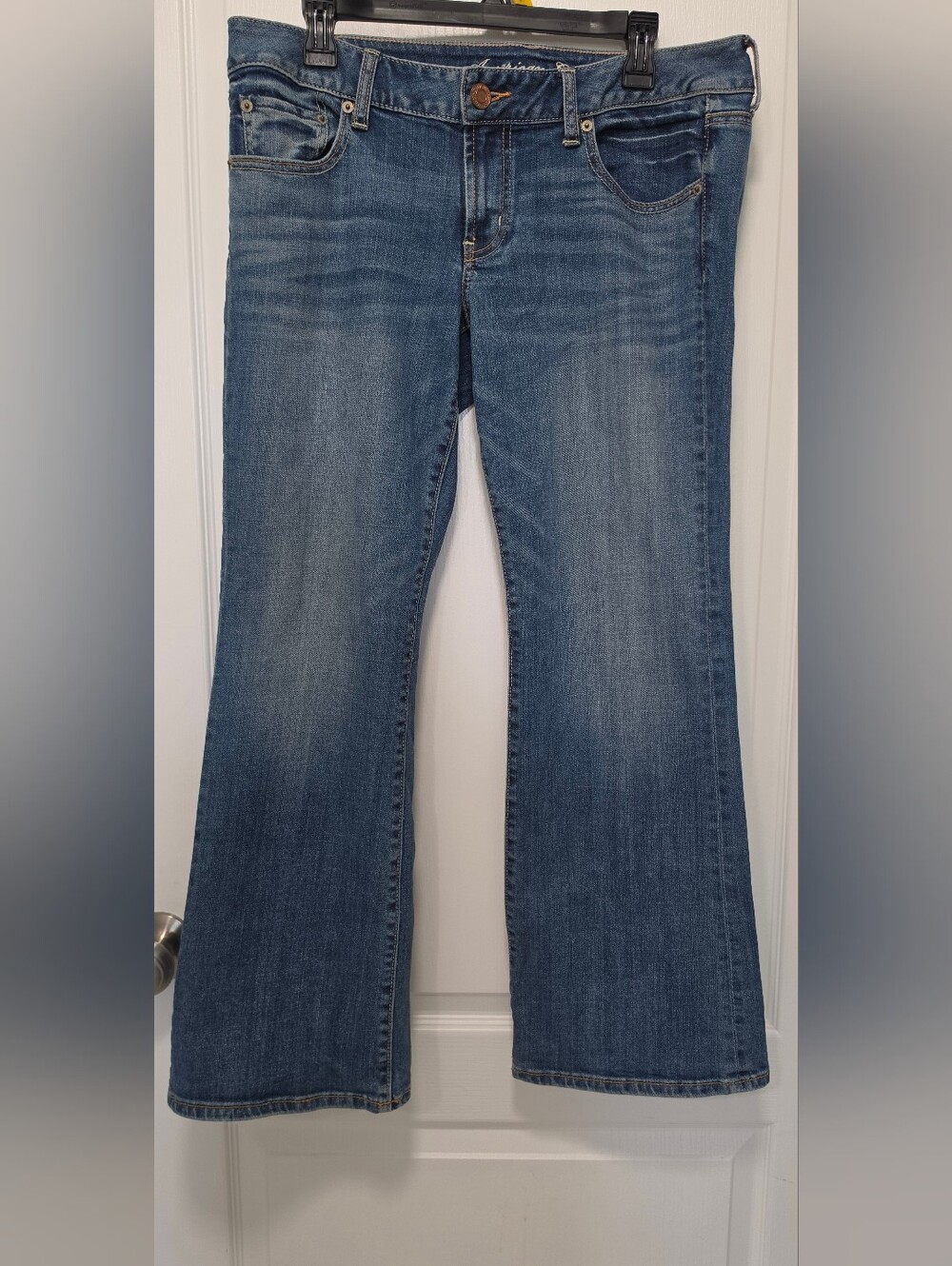 American Eagle Outfitters Medium Blue Stretch Favorite Boyfriend 12 Short